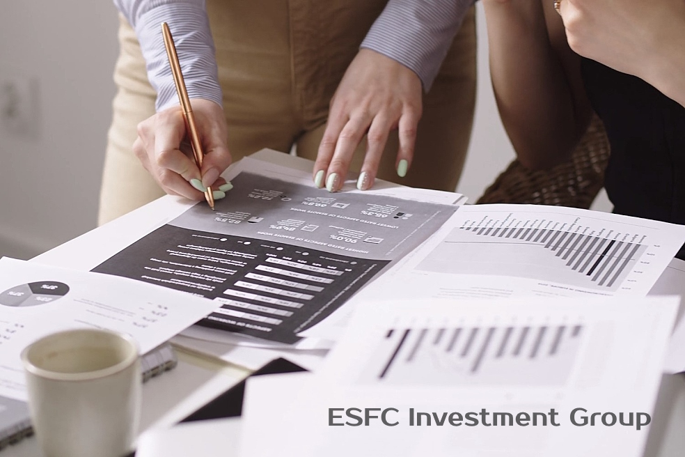 Retail project development using traditional bank loans Retail project development using traditional bank loans