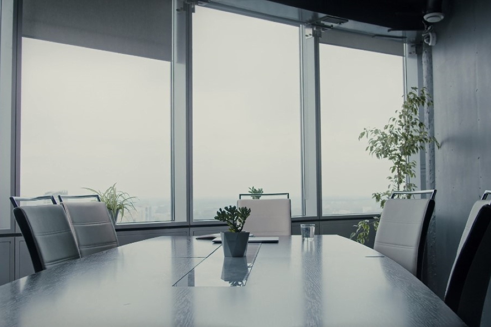 В проектном финансировании также часто встречается синдикат между несколькими банками, в зависимости от размера проекта и предполагаемого объема инвестиций