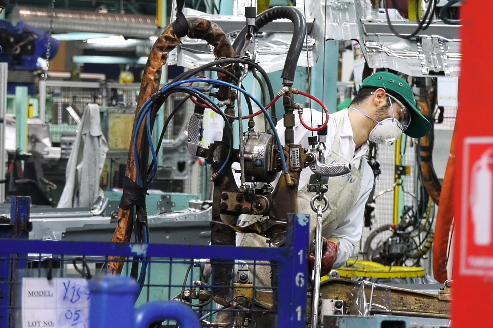 Project finance for the construction of automotive plants Project finance for the construction of automotive plants