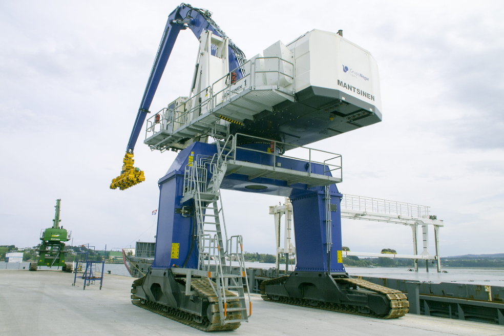 Строительство морского порта Строительство морского порта