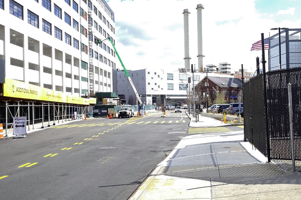 The bank attracts money from depositors and provides a loan at a higher interest rate for the construction of commercial real estate The bank attracts money from depositors and provides a loan at a higher interest rate for the construction of commercial real estate