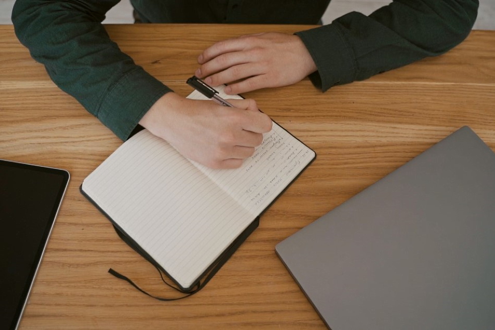 Эффективное управление стоимостью инвестиционного или бизнес-проекта возможно только при правильном выборе инструментов мониторинга и контроля