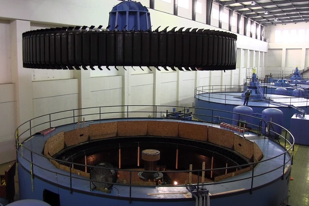 Международная компания ESFC занимается инженерным проектированием, подбором, закупкой и поставкой электрического и гидромеханического оборудования для гидроэлектростанций по ЕРС-контракту