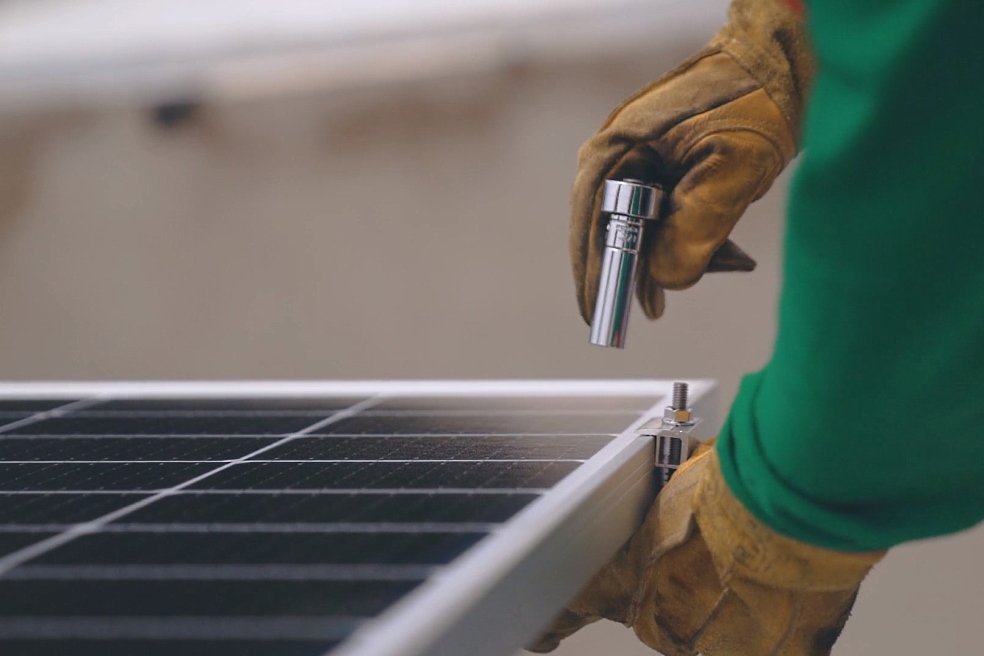 Photovoltaic technologies used in the Al Dhafra solar project, United Arab Emirates Photovoltaic technologies used in the Al Dhafra solar project, United Arab Emirates