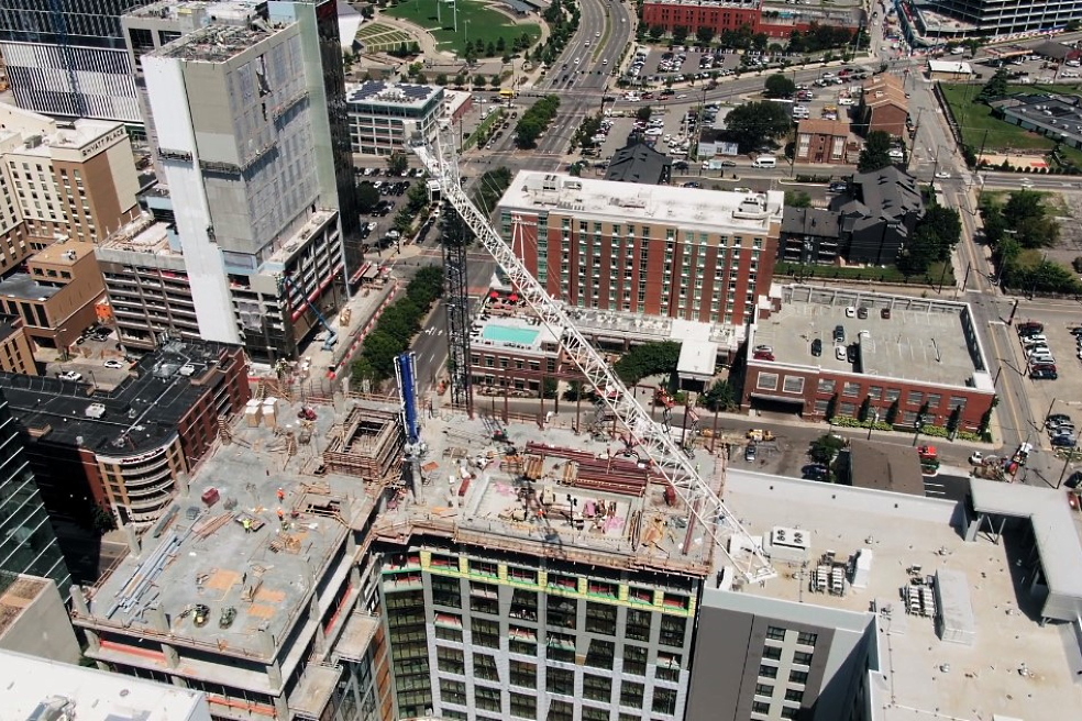 Инвестиционный инжиниринг классифицирует первые три категории источников как собственный капитал компании-получателя инвестиций